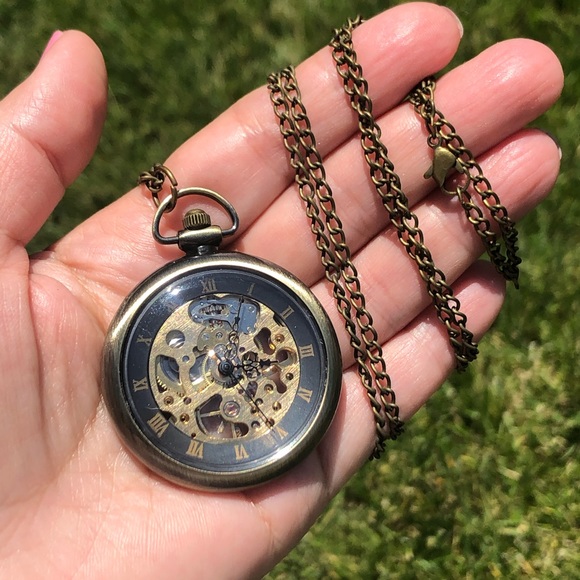 Steampunk selfwinding antiq pocket watch necklace